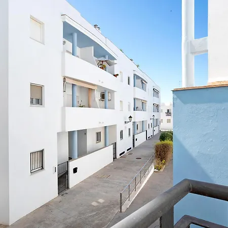 Piso Fábrica - Solo Familias Conil De La Frontera