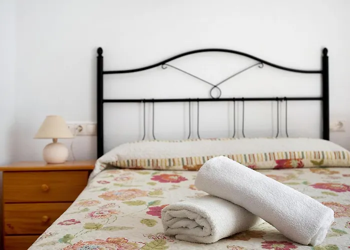 Piso Fabrica - Solo Familias קוניל דה לה פרונטרה